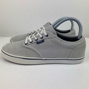 Vans Off the Wall Canvas low tops..